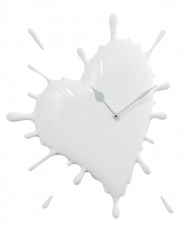 CRAZY HEART CLOCK
Wall clock, color stain heart shaped.