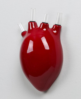 HEARTBEATS VASE, Wall vase in the shape of a human heart. Antartidee