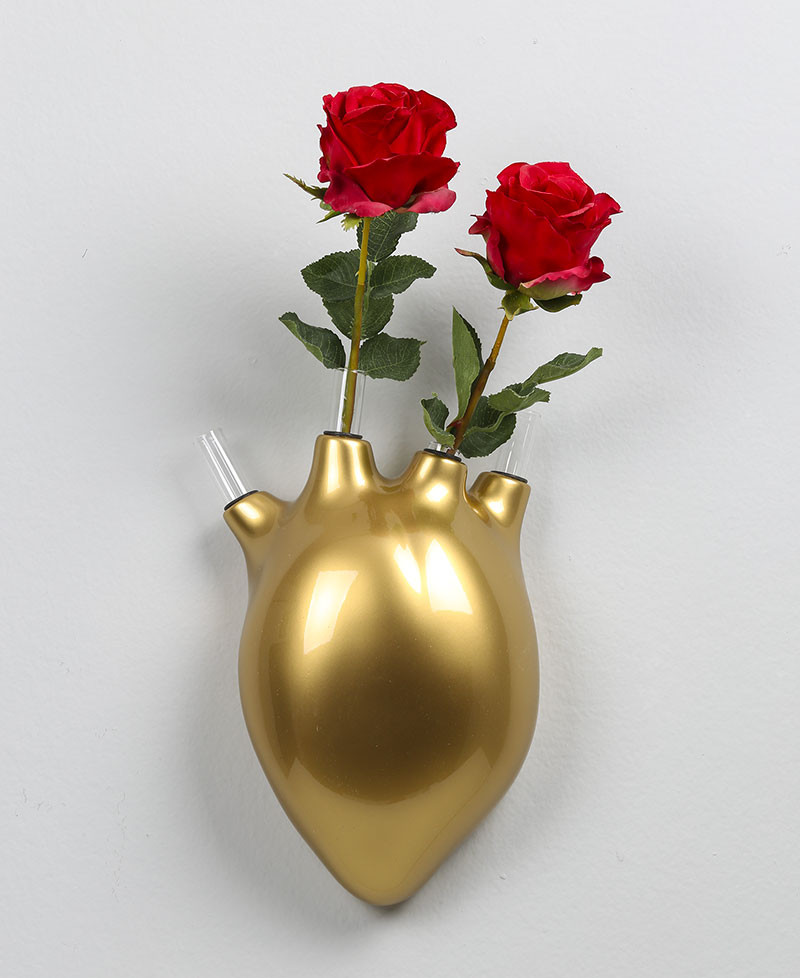 HEARTBEATS VASE, Wall vase in the shape of a human heart. Antartidee