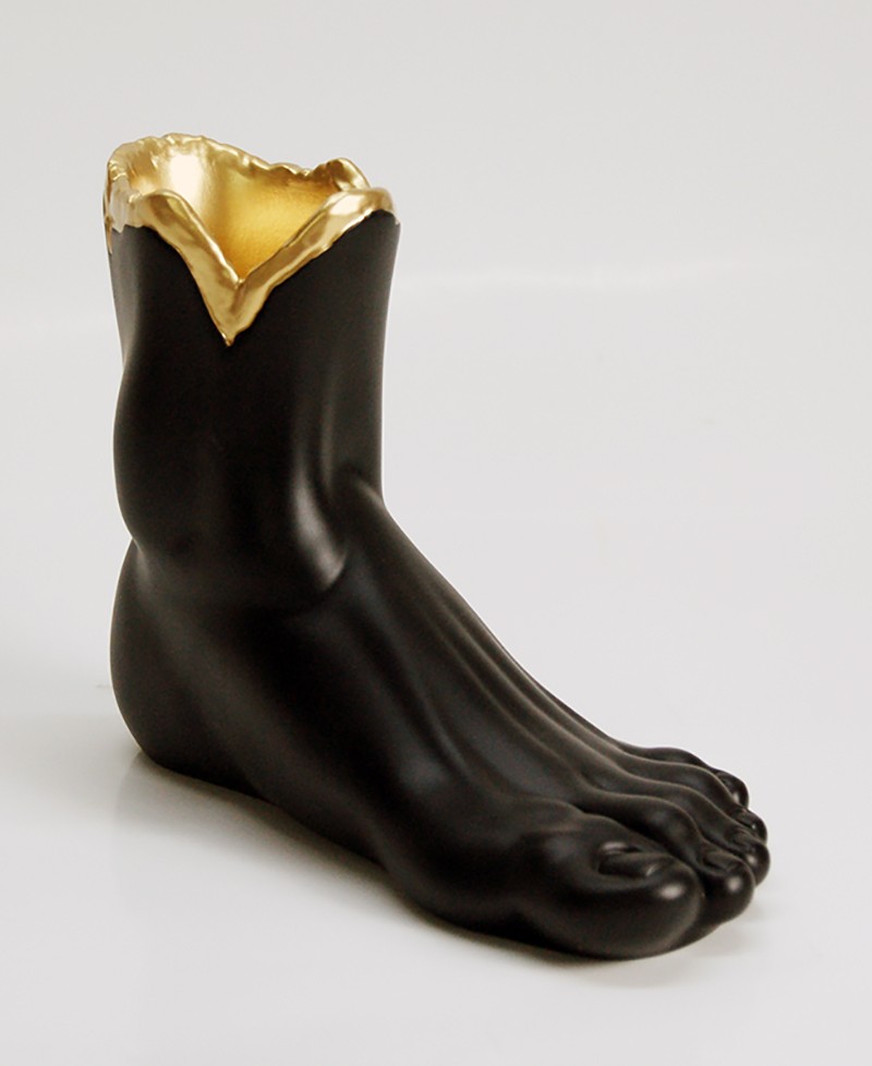 VASE FOOT. Foot vase. Hand painted resin. Handmade, Made in Italy. Antartidee