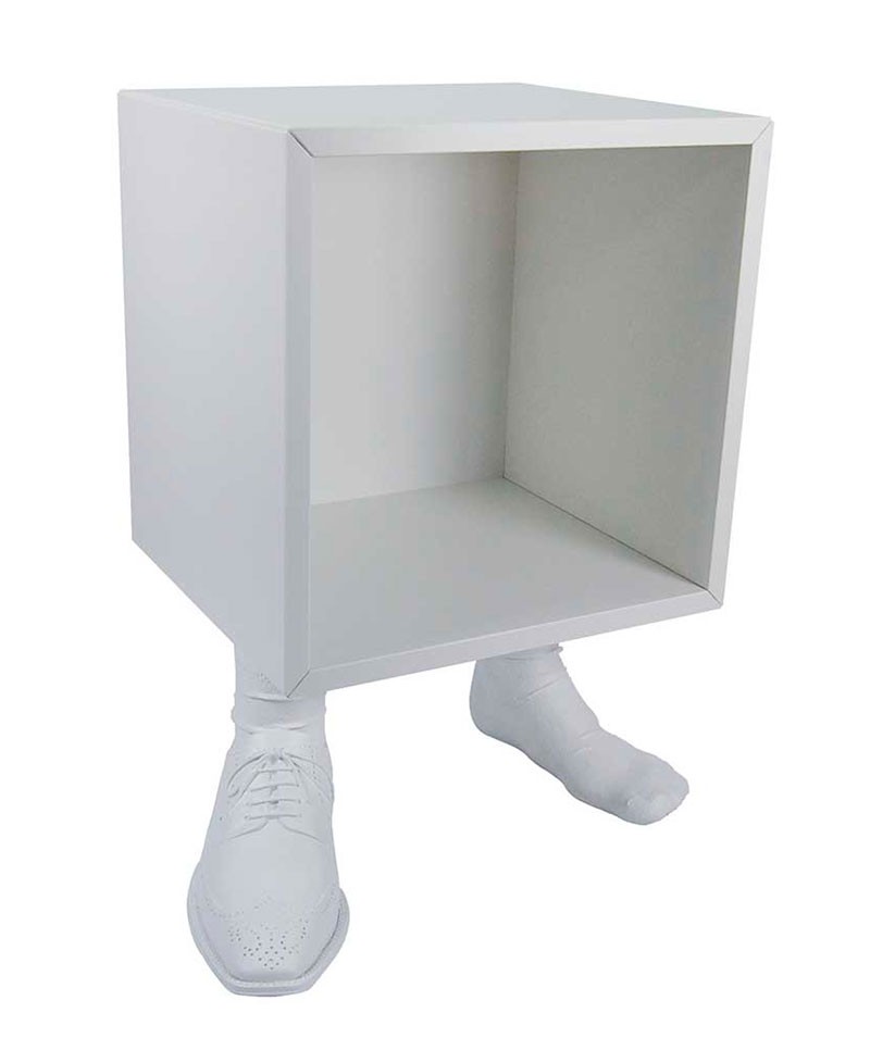 Tables Cube man bedside. Foot-shaped base with men's shoes